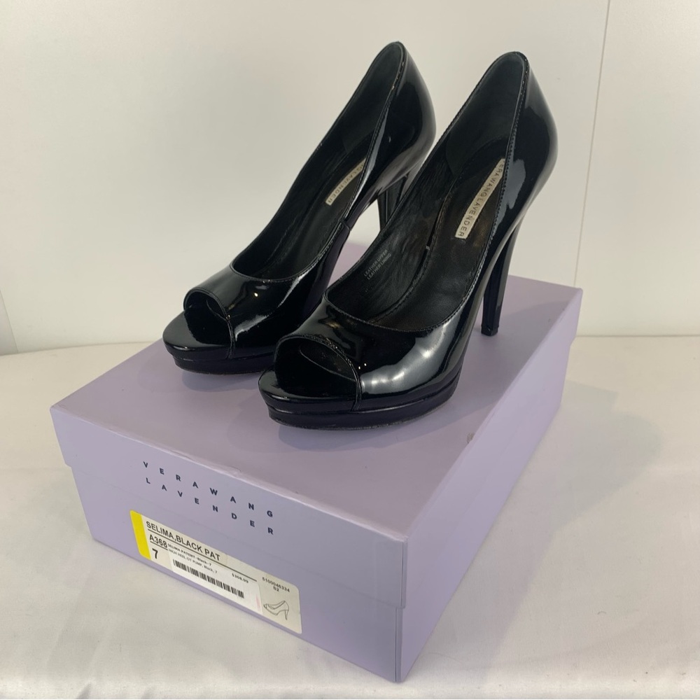 Vera Wang Lavender Selima Black Patent Peep Toe Platform High Heels Shoes sz 7
